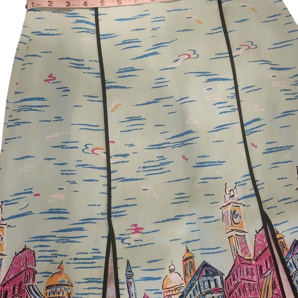 NWOT Rare Zara Midi Skirt with Cityscape Print Large - Picture 3 of 7